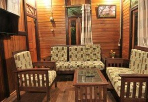 Bungalow_inside_family_web_3.jpg